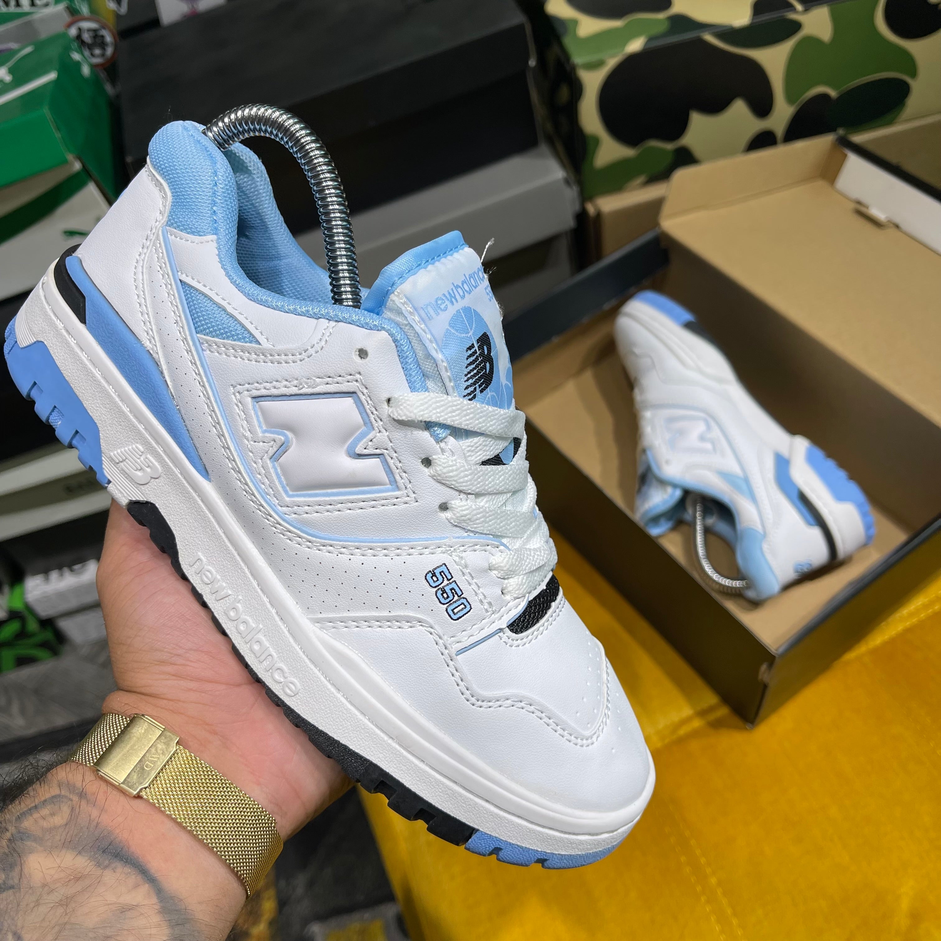 NEW BALANCE 550