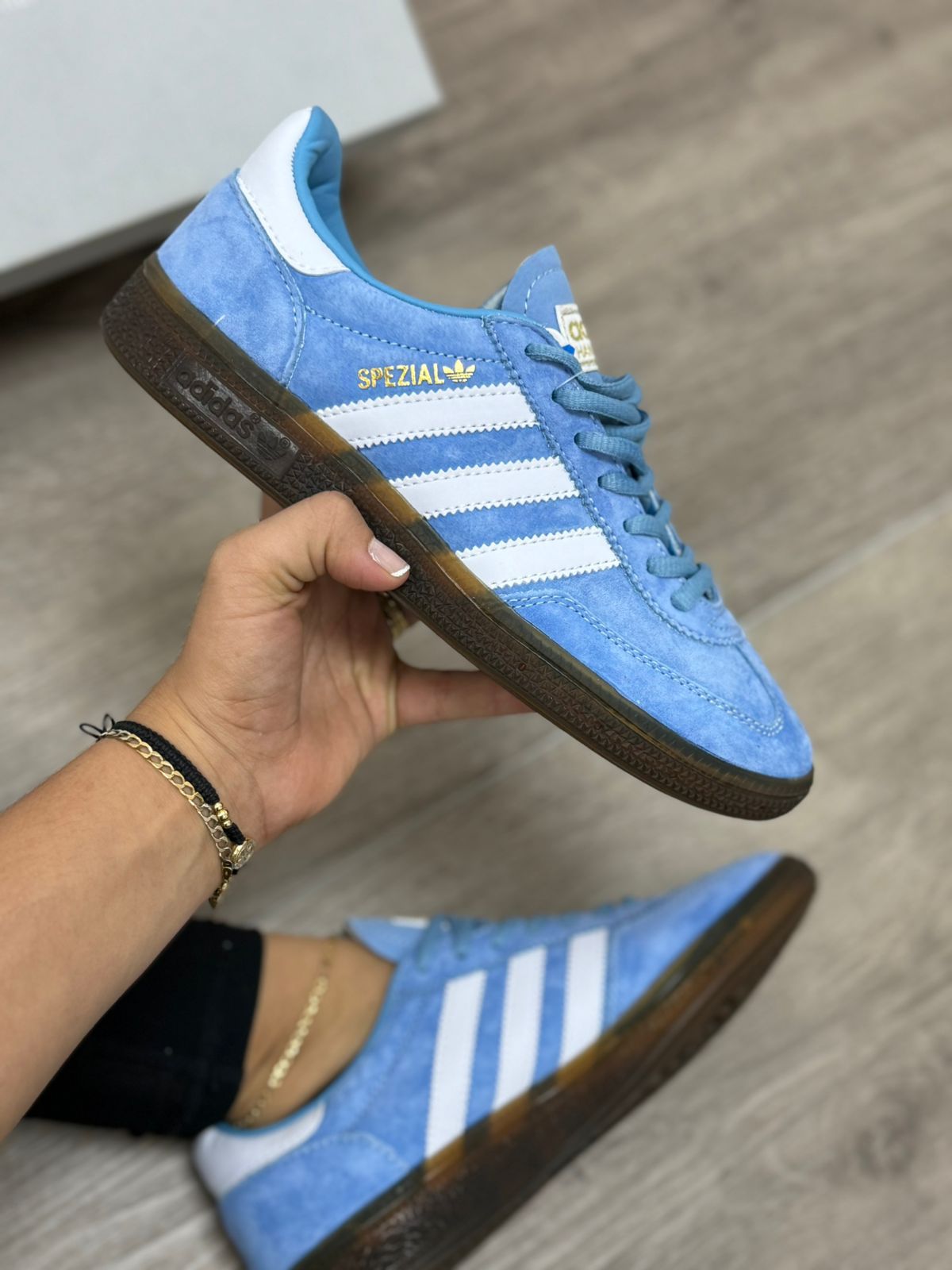 ADIDAS SPEZIAL