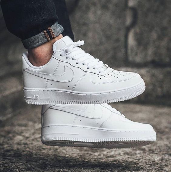 NIKE FORCE ONE