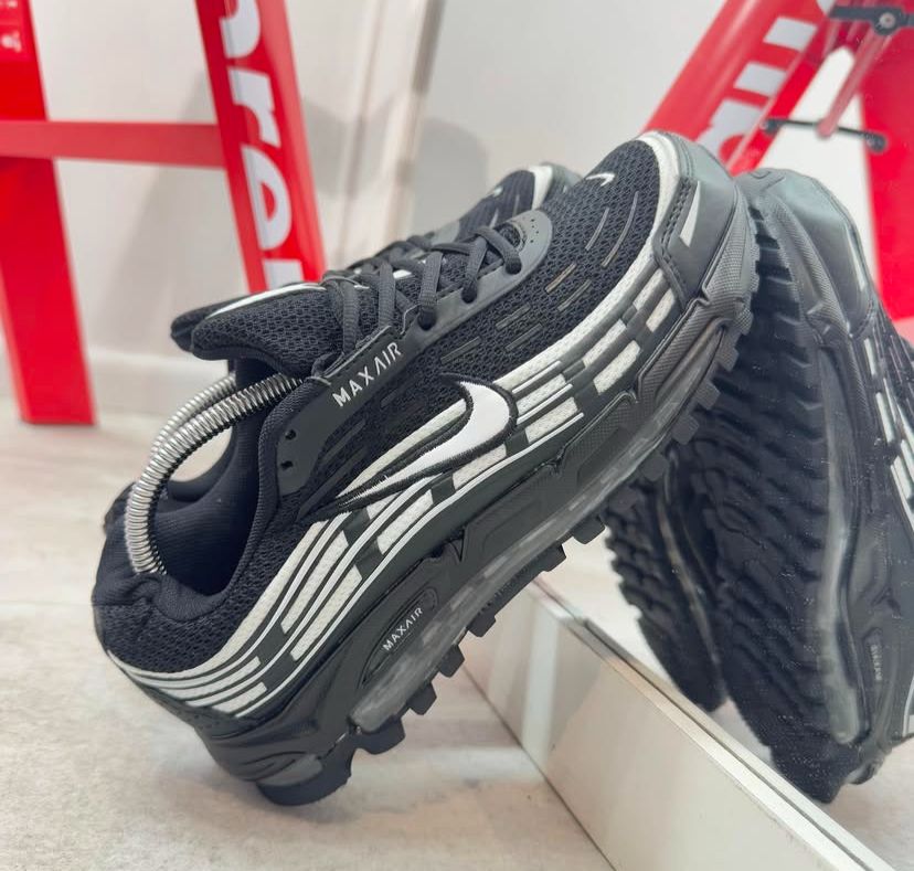 NIKE AIR MAX TL