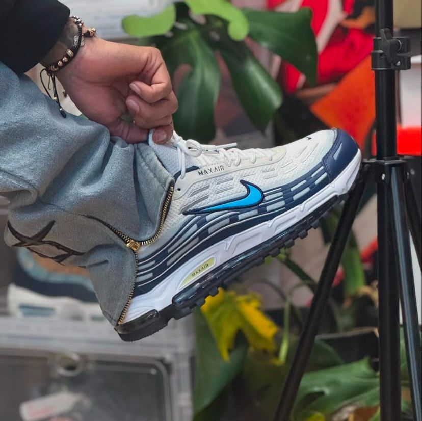 NIKE AIR MAX TL