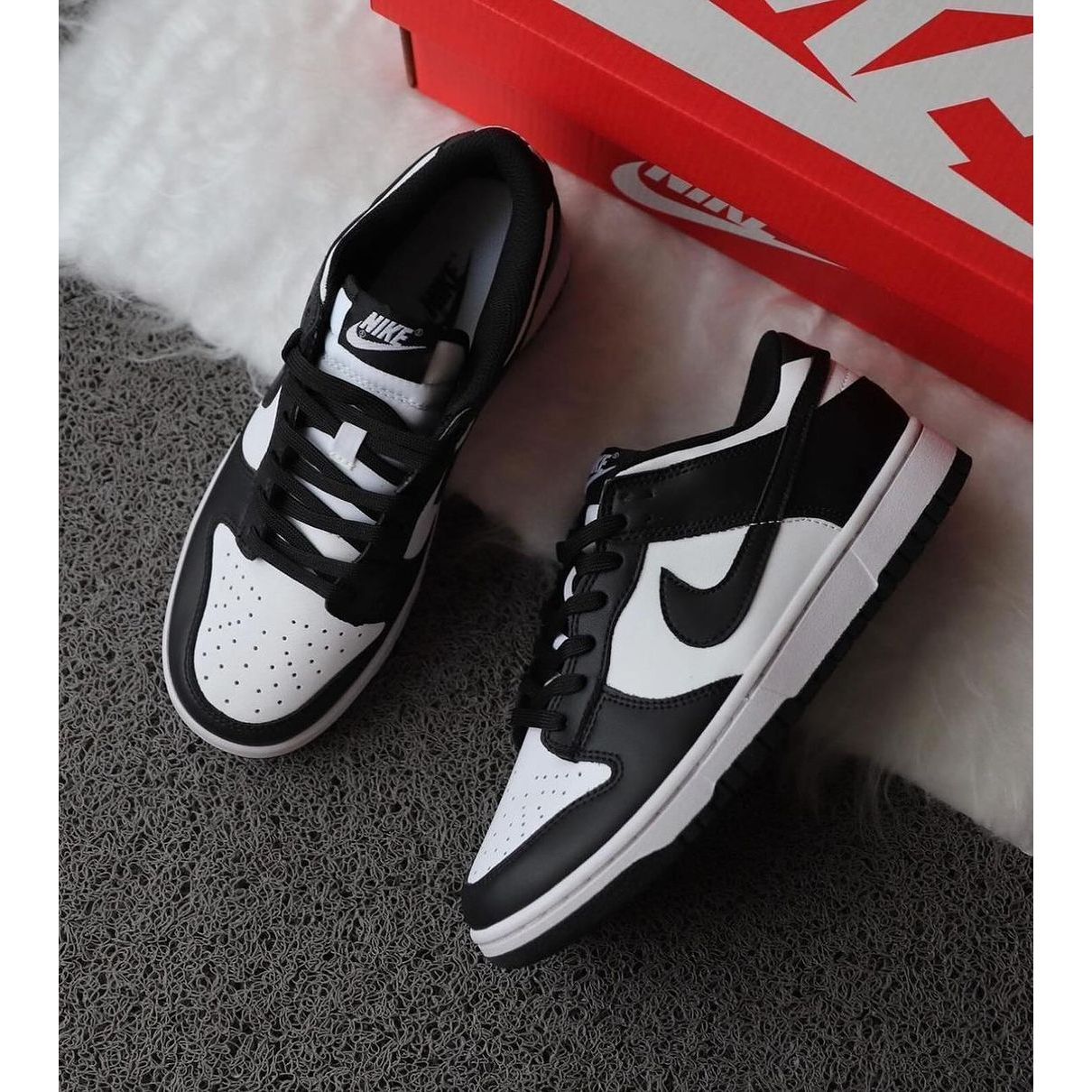 NIKE SB NEGRA DUNK LOW