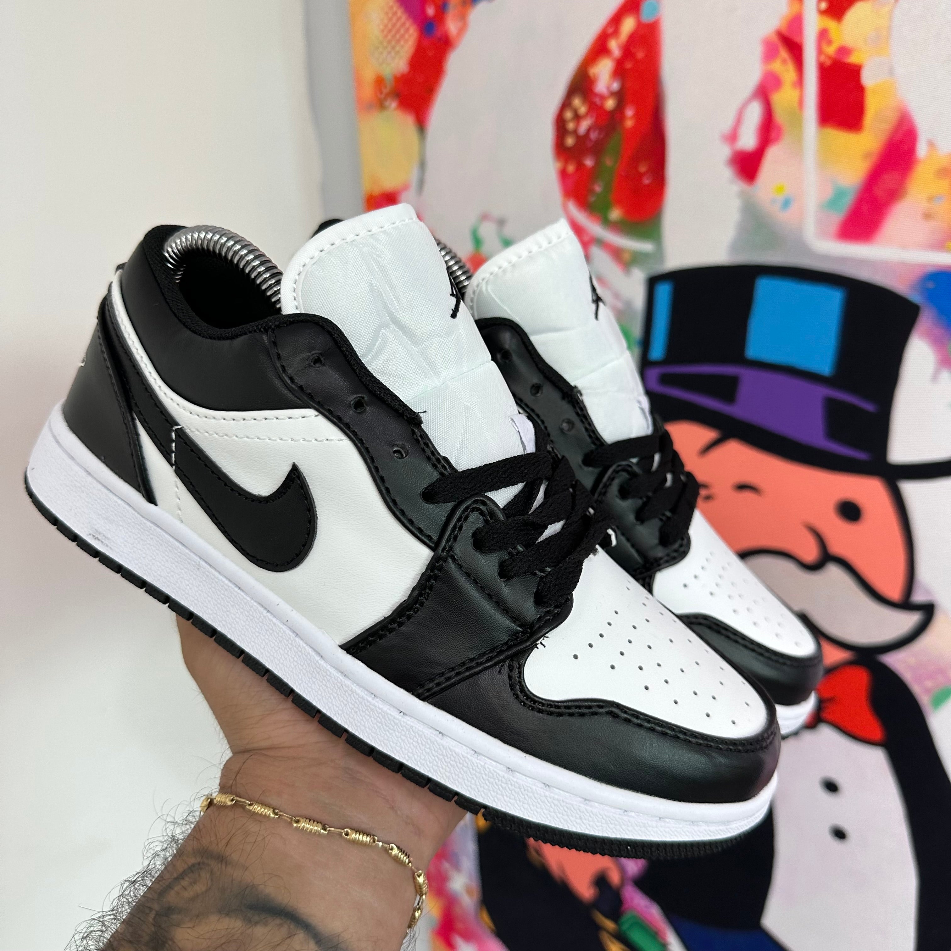 NIKE JORDAN RETRO 1 LOW