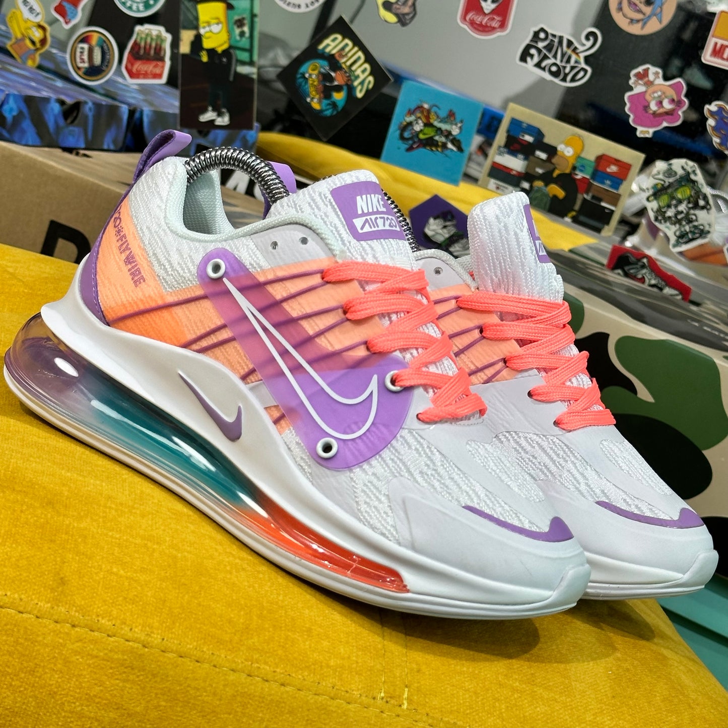 NIKE AIR MAX 720