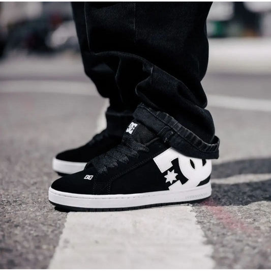 DC SHOES