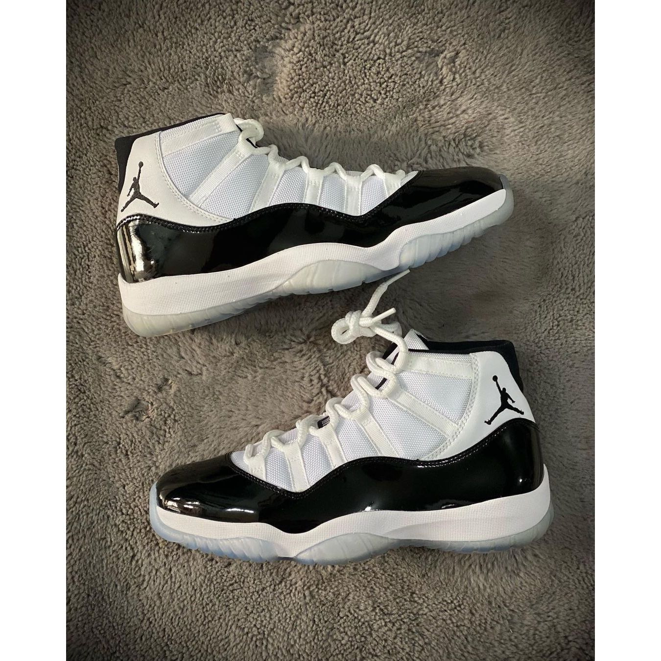 JORDAN RETRO 11 HIGH