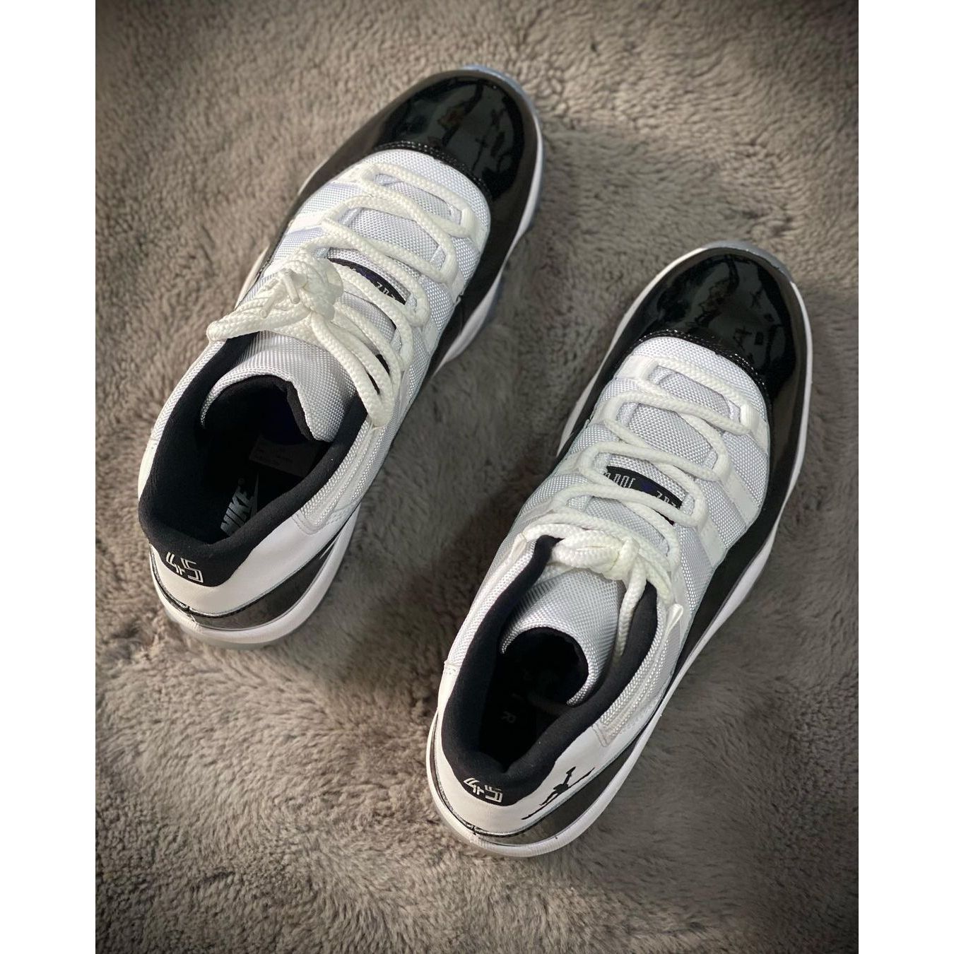 JORDAN RETRO 11 HIGH