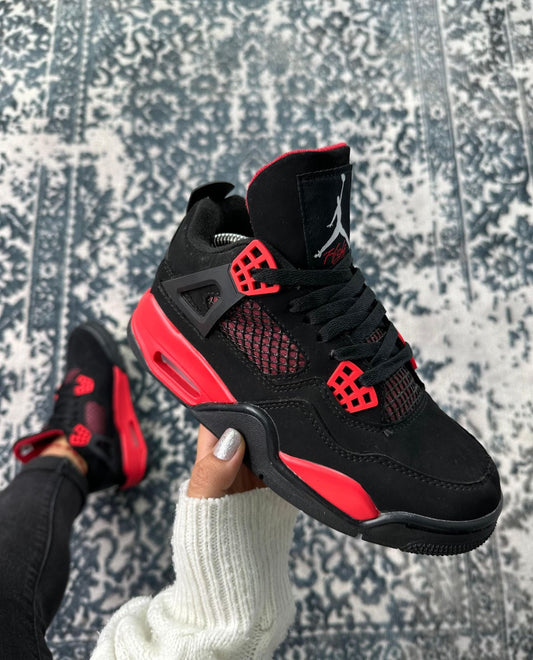 JORDAN RETRO 4