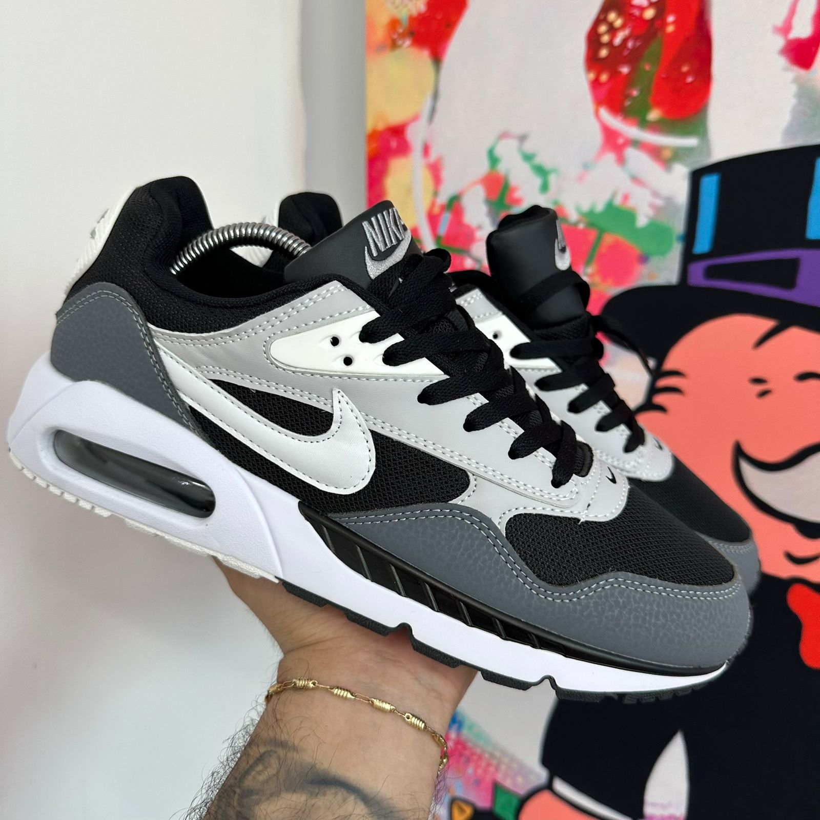 NIKE AIR MAX