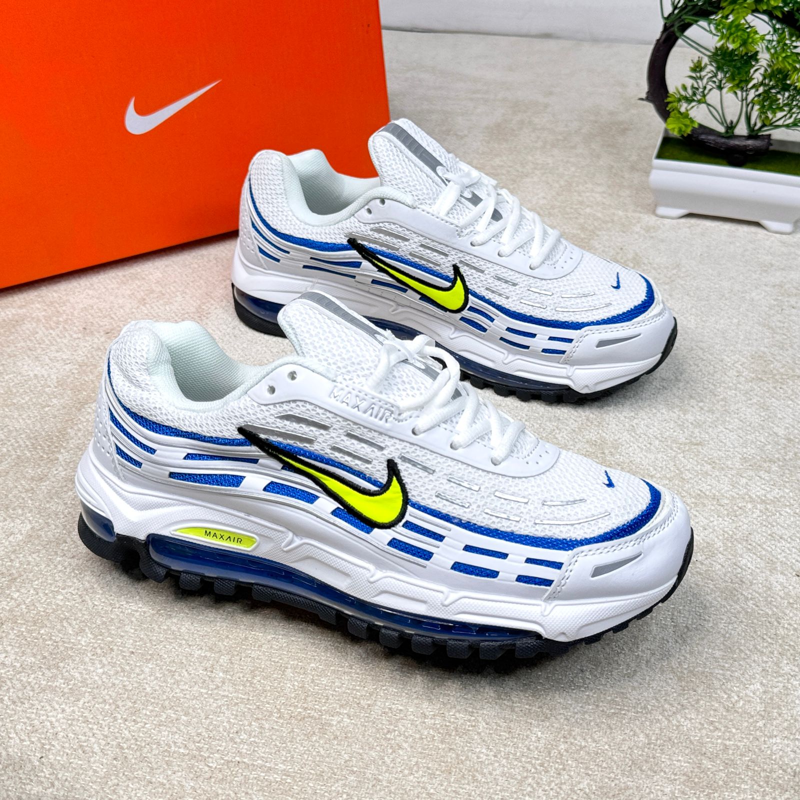 NIKE AIR MAX TL