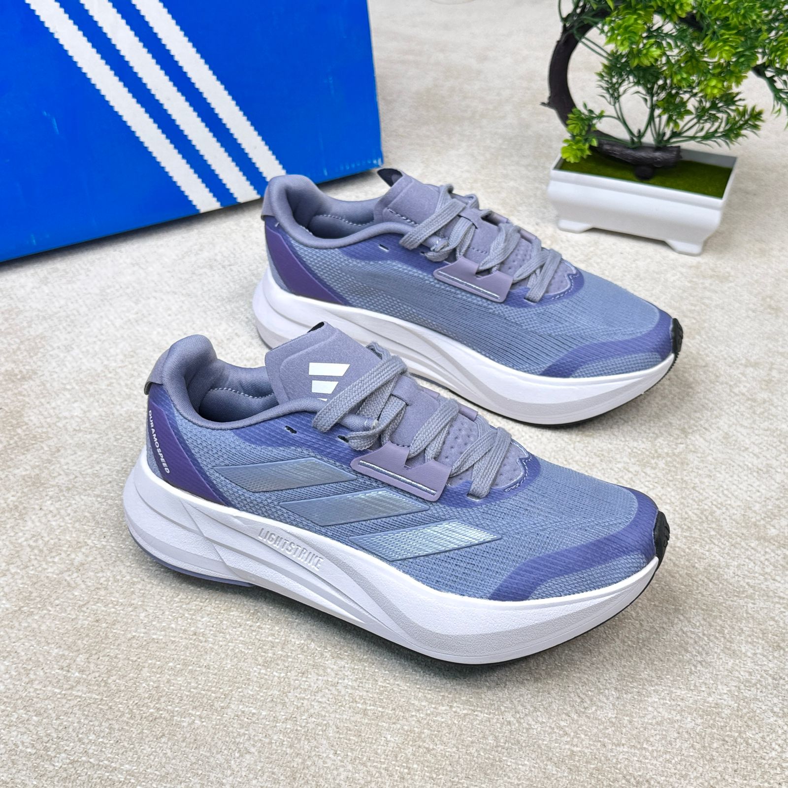 ADIDAS BOOST
