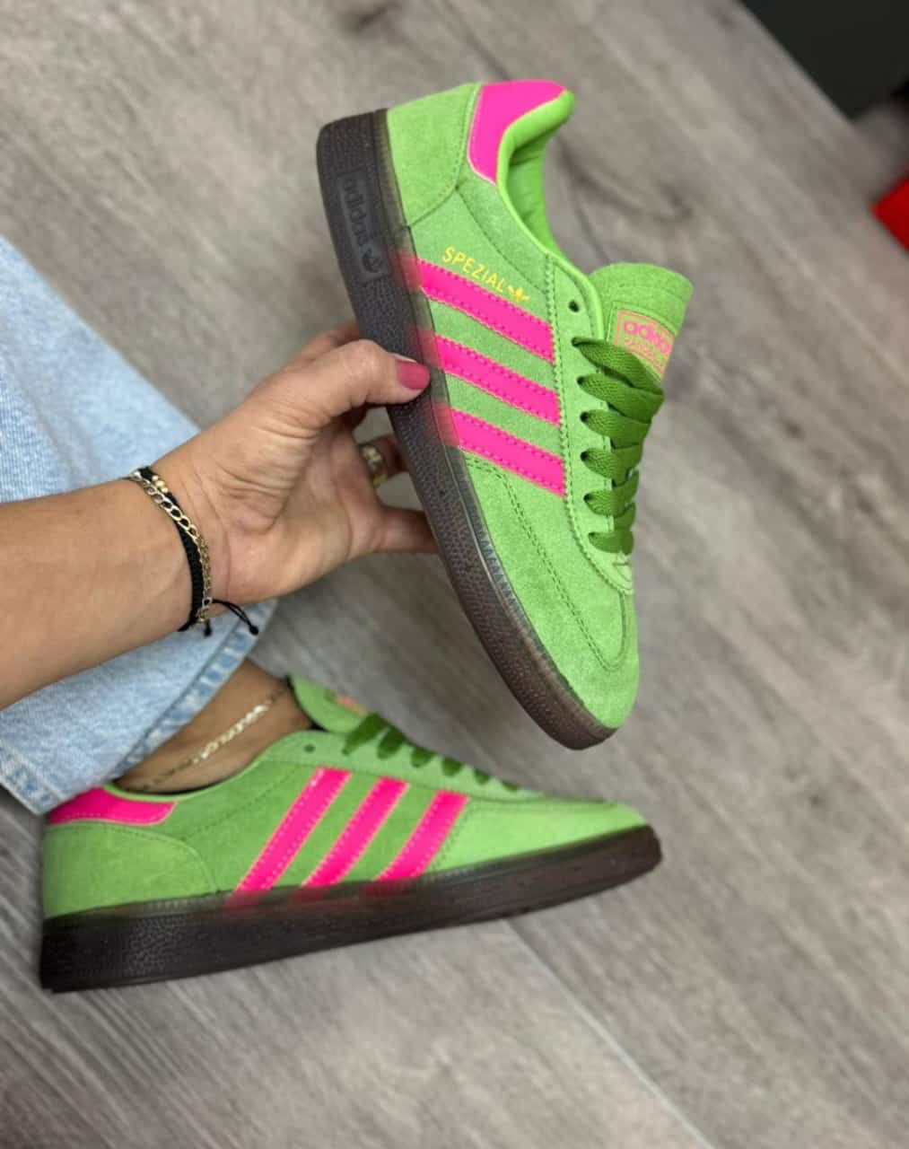 ADIDAS SPEZIAL
