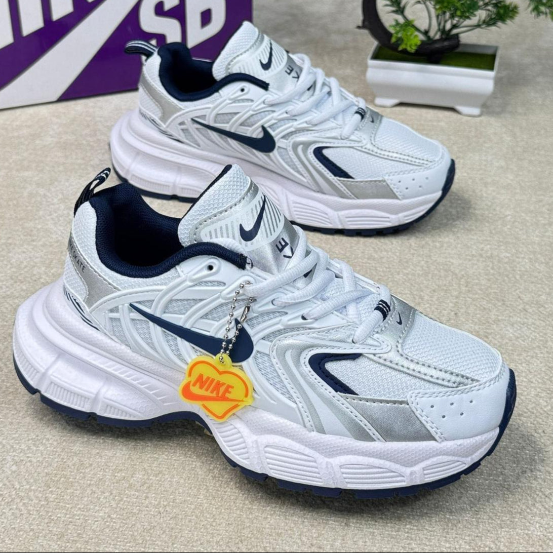 NIKE SKATE