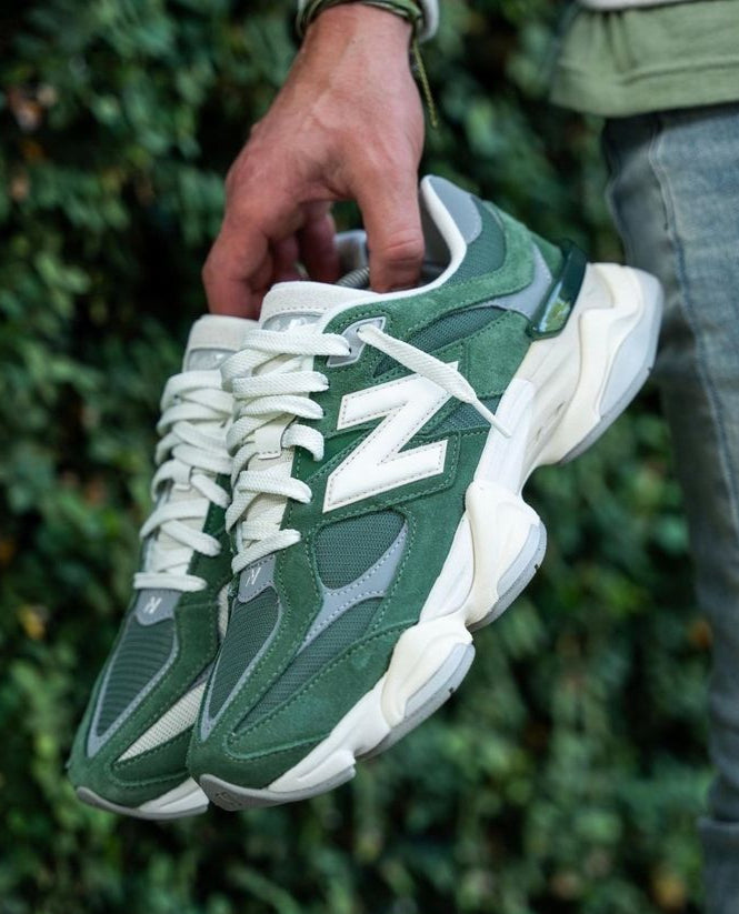 NEW BALANCE 9060