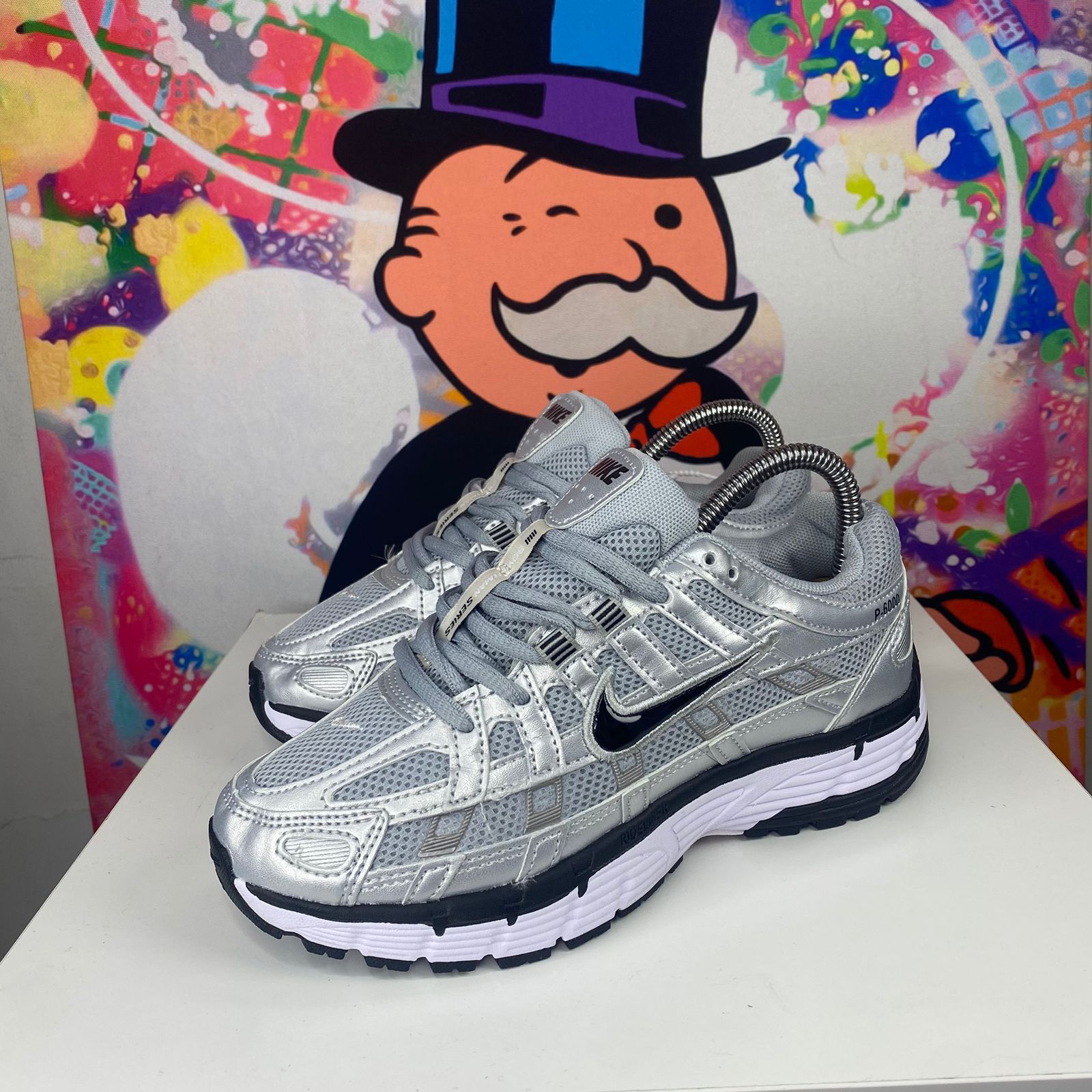 NIKE P6000