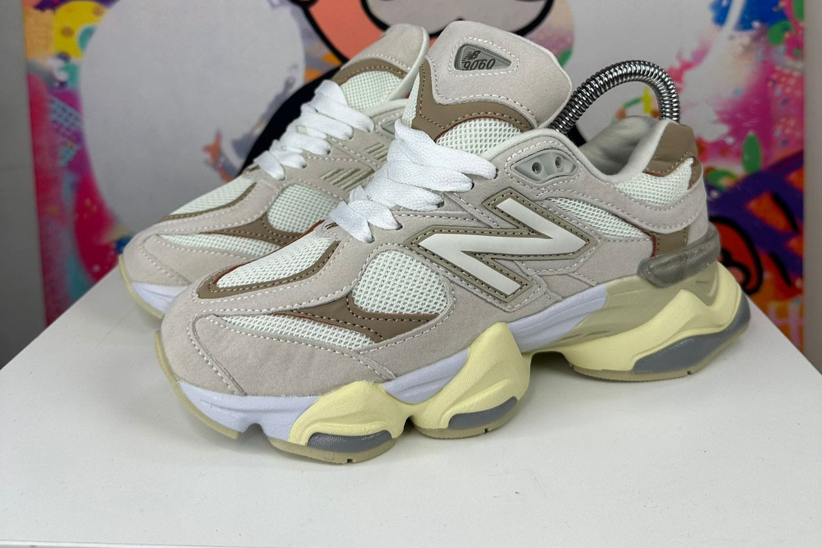NEW BALANCE 9060