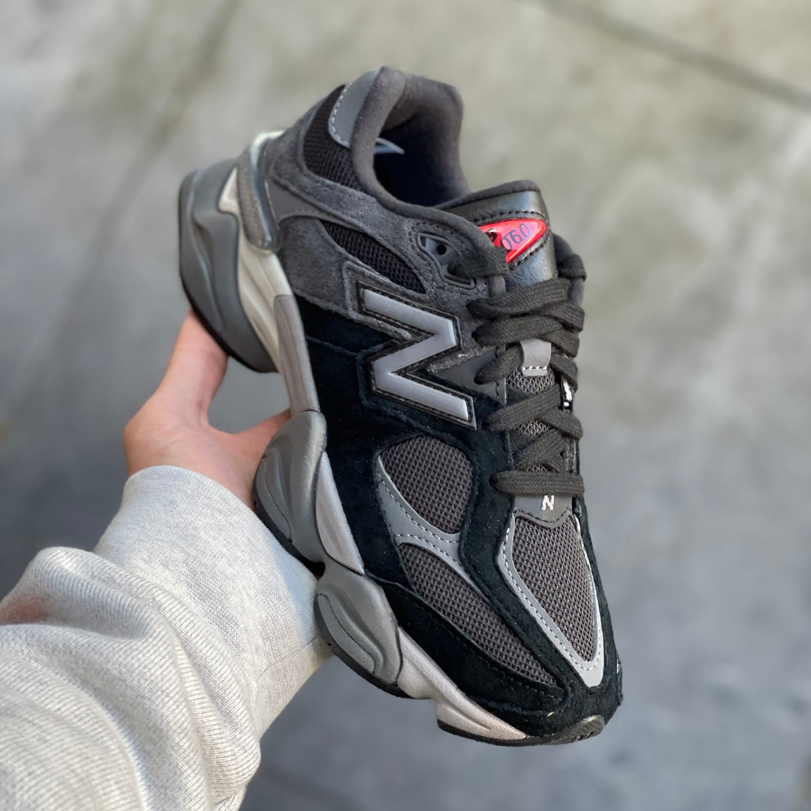 NEW BALANCE 9060