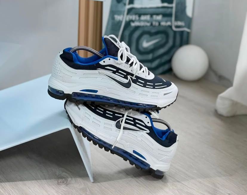NIKE AIR MAX TL