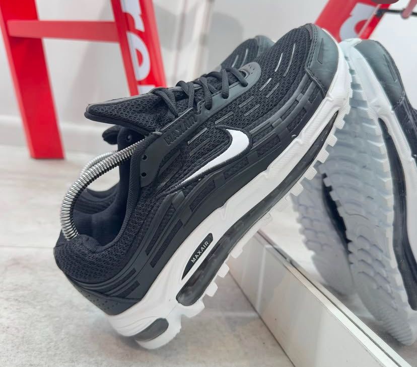 NIKE AIR MAX TL