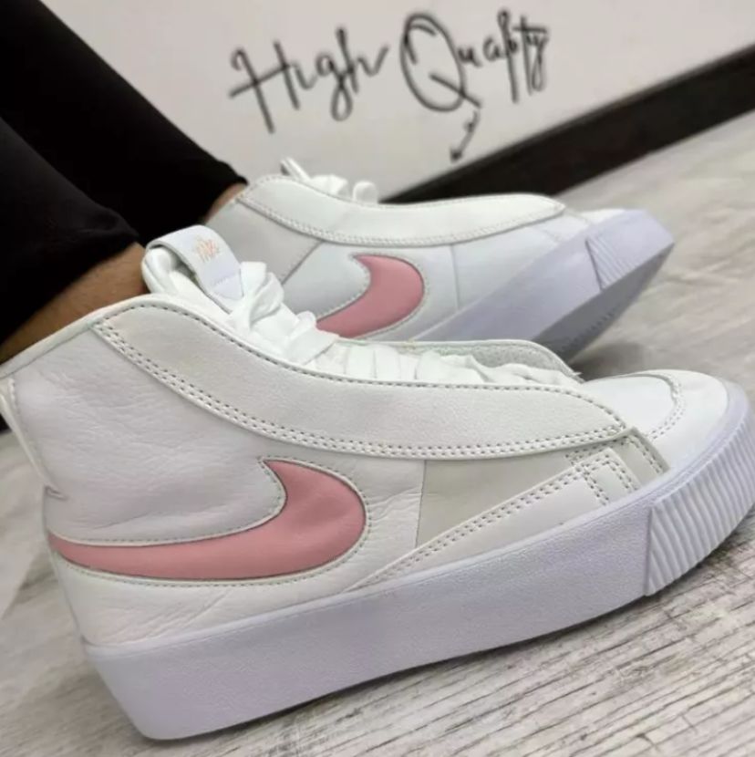 NIKE BLAZER BOTA