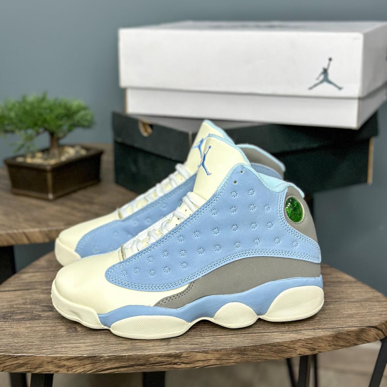 JORDAN RETRO 13