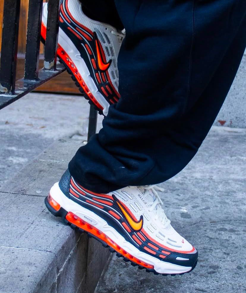 NIKE AIR MAX TL